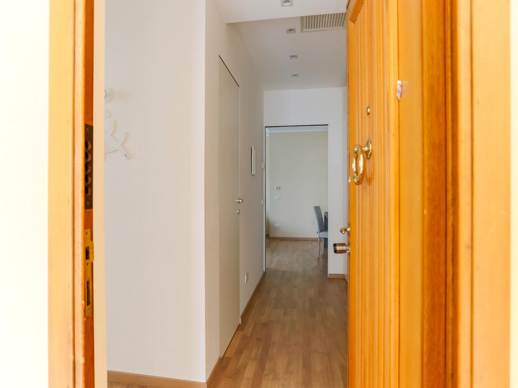 The Best Rent - Bright One-Bedroom Apartment In Corso Vittorio Emanuele II มิลาน ภายนอก รูปภาพ